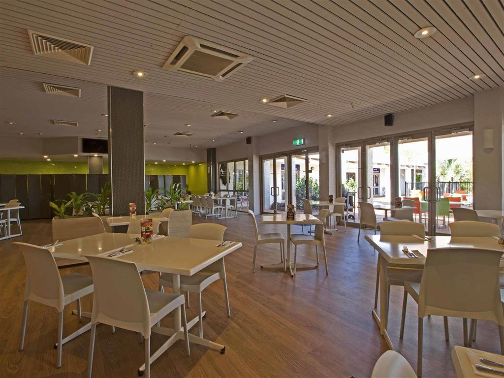 Отель Ibis Styles Каррата Экстерьер фото